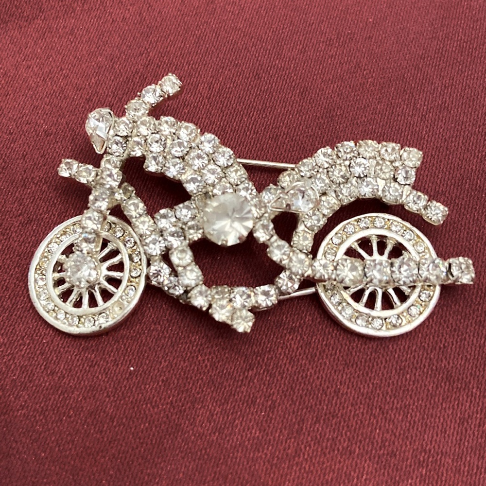 Vintage Brooch